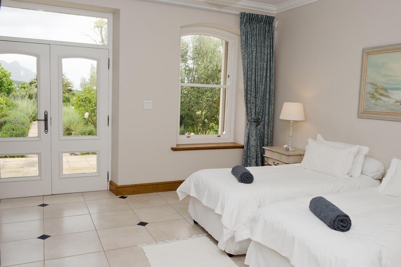 Chateau Neuf Du Cap Hout Bay Esterno foto